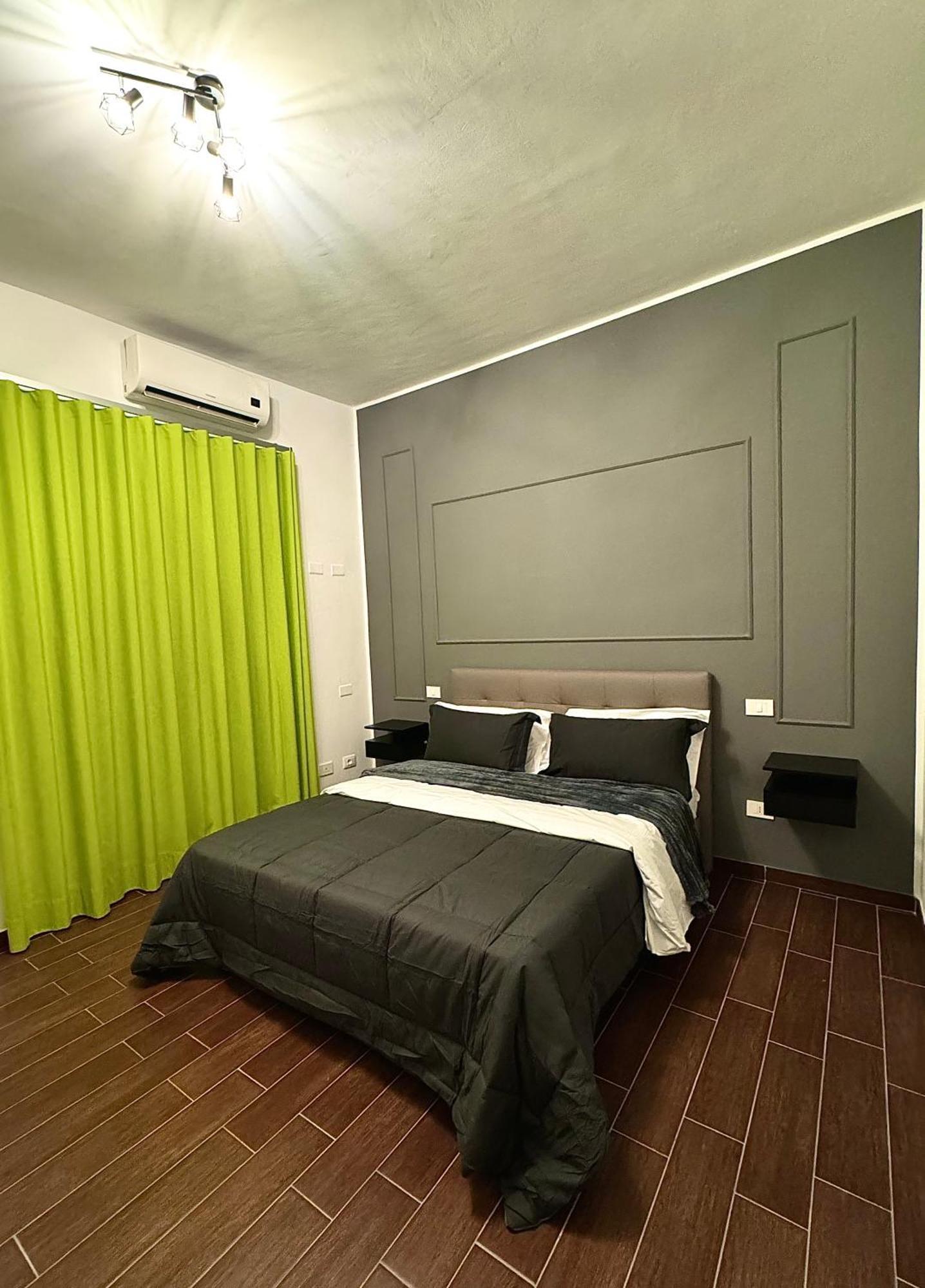 לינה וארוחת בוקר רג'יו די קאלאבריה Enotria Bnb מראה חיצוני תמונה